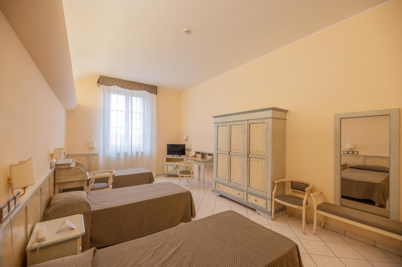 Villa Santa Margherita - B&B กอร์โตนา ภายนอก รูปภาพ