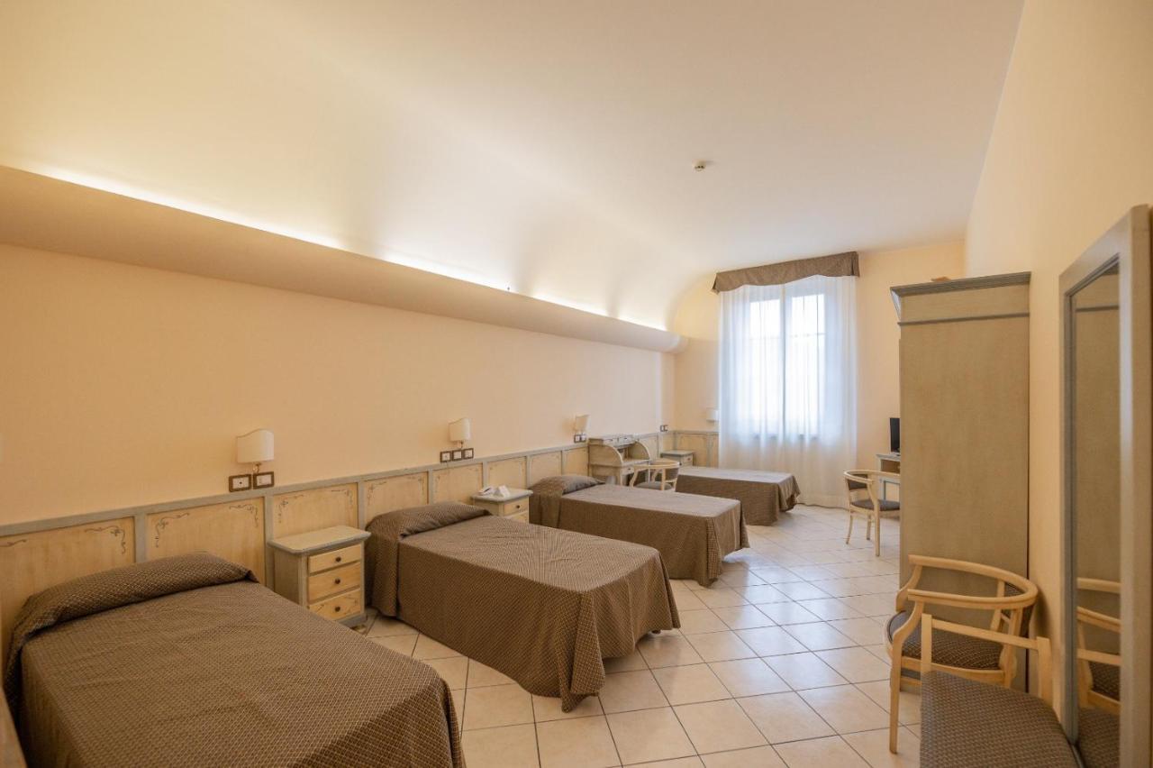 Villa Santa Margherita - B&B กอร์โตนา ภายนอก รูปภาพ