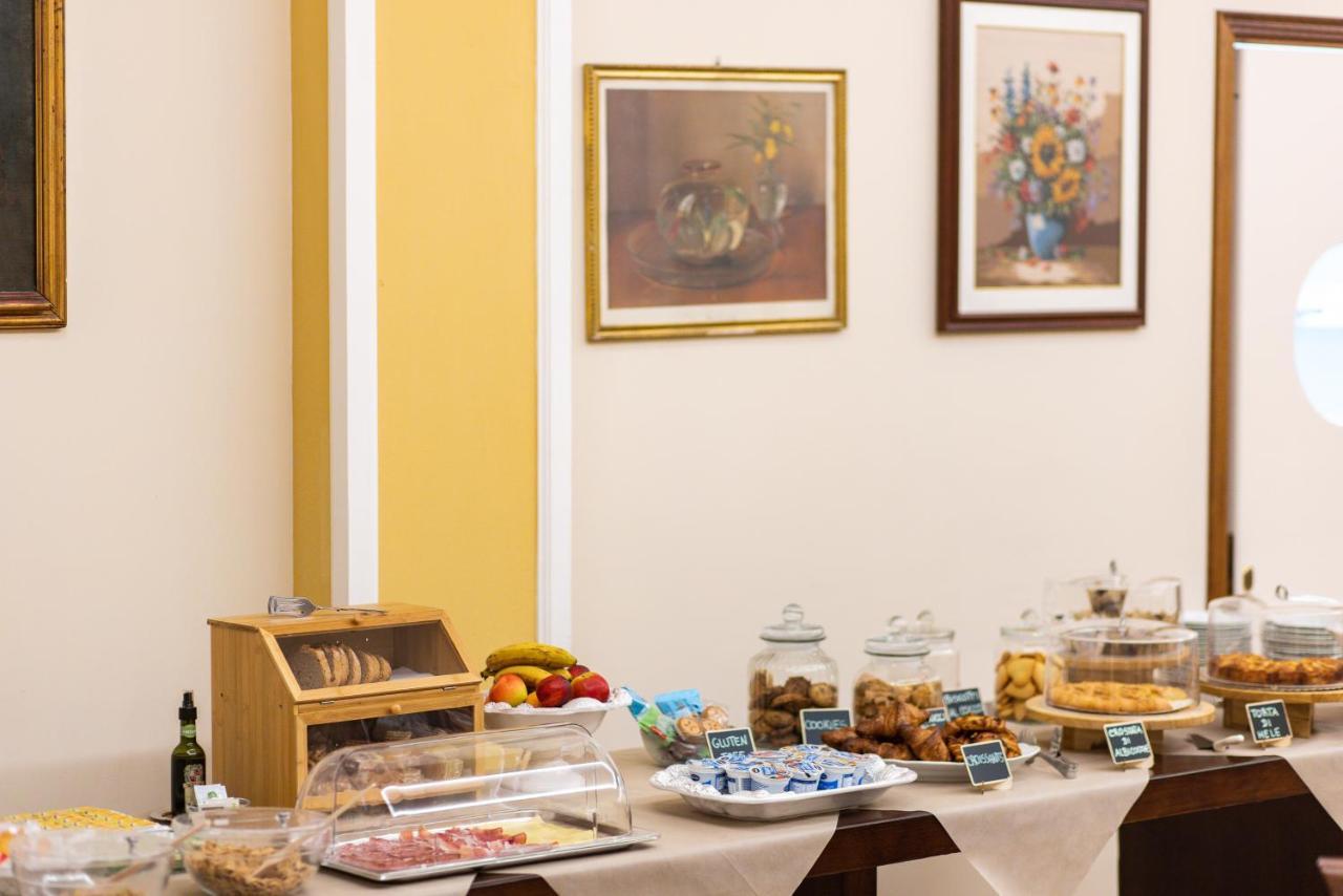 Villa Santa Margherita - B&B กอร์โตนา ภายนอก รูปภาพ