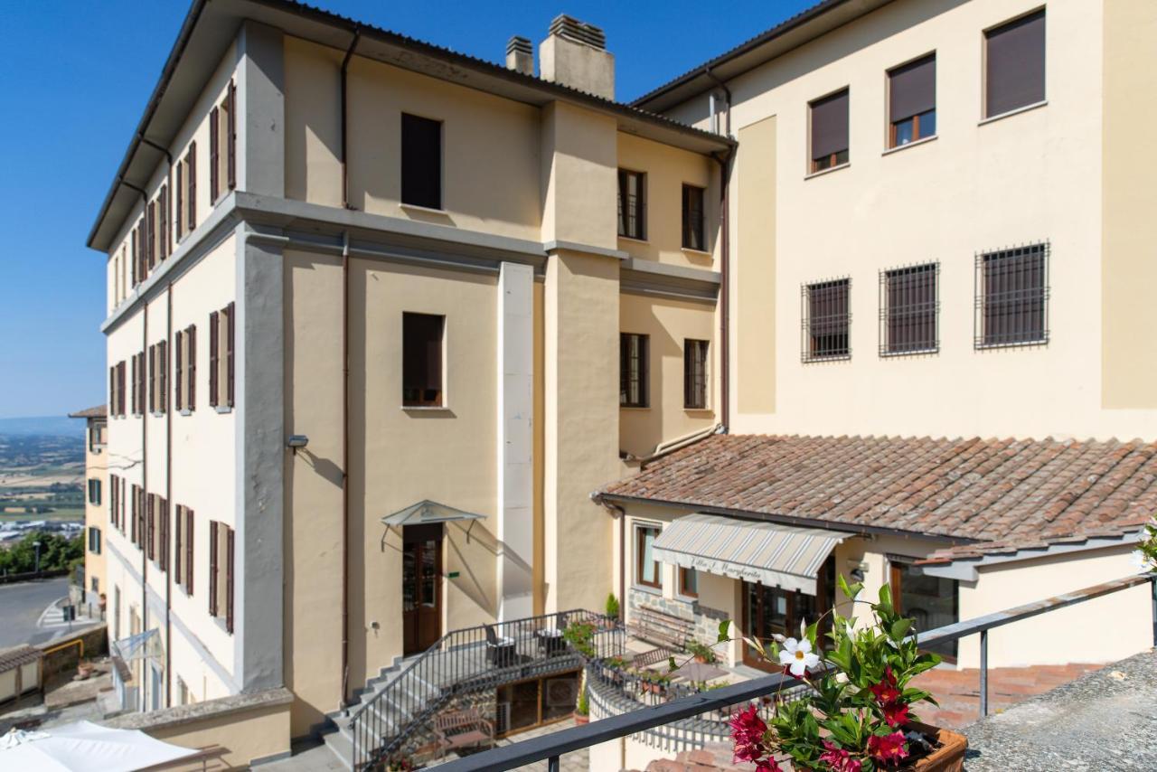 Villa Santa Margherita - B&B กอร์โตนา ภายนอก รูปภาพ