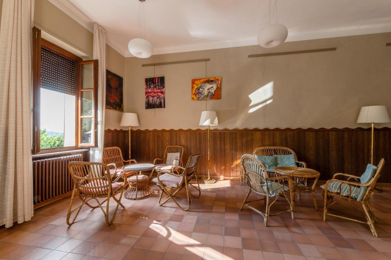 Villa Santa Margherita - B&B กอร์โตนา ภายนอก รูปภาพ